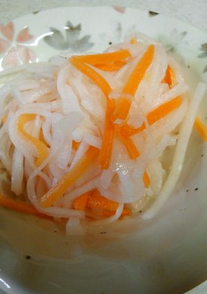 大根とにんじんの酢の物（なますだよ♪）-レシピのメイン写真