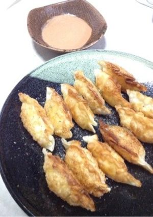 子供も喜ぶ！マッシュポテトの揚げ餃子-レシピのメイン写真