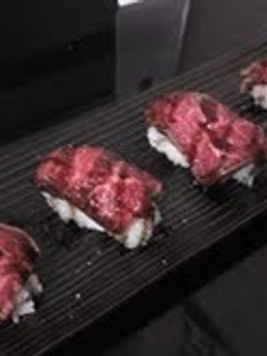 牛もも肉のタタキ寿司~バルサミコソース~-レシピのメイン写真