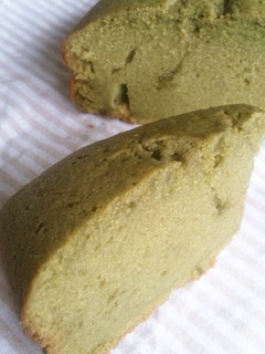 抹茶に化ける?青汁&黒糖ケーキ*HB-レシピのメイン写真
