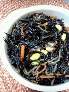 ひじきの煮物☆我が家の味みつけた!!-レシピのメイン写真