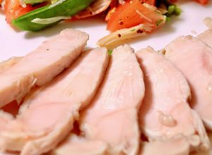 放っておくだけ。手作りの鶏ハム・豚ハム-レシピのメイン写真