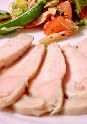 放っておくだけ。手作りの鶏ハム・豚ハム-レシピのメイン写真
