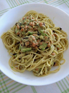 濃厚♪アボカド納豆パスタ-レシピのメイン写真