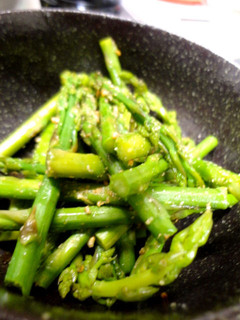小さな野菜のおかず☆アスパラガス胡麻和え-レシピのメイン写真
