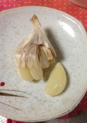 にんにくの皮むき♬レンジで簡単♡裏技-レシピのメイン写真