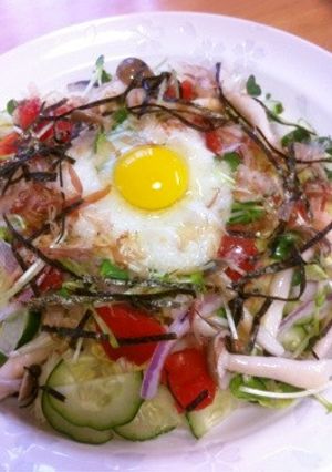 月見とろろサラダうどん-レシピのメイン写真