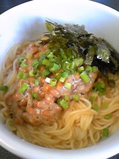 朝食・ランチ・夜食にも♪納豆釜玉そうめん-レシピのメイン写真