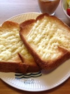 簡単☆マヨチーズトースト-レシピのメイン写真