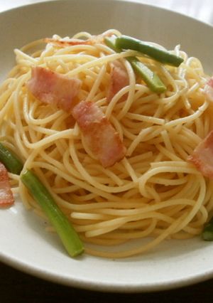 アスパラ＆ベーコンのパスタ✽コンソメマヨ-レシピのメイン写真