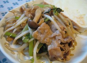 小松菜ともやしの豚肉オイマヨ炒め-レシピのメイン写真