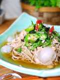 ツナつゆで旨！オクラと海苔の梅わさび蕎麦