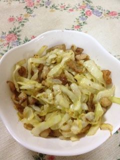 鶏皮とキャベツの炒め物-レシピのメイン写真
