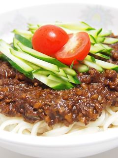 ジャージャー麺(肉味噌風うどん)-レシピのメイン写真