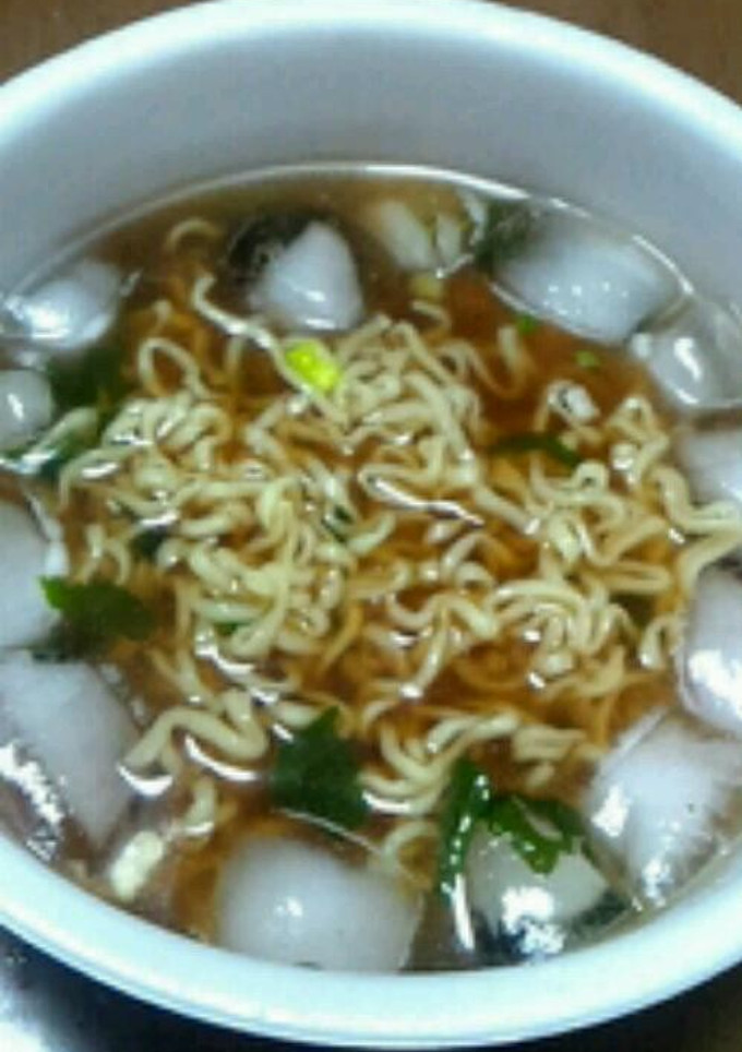 夏を乗り切れ！カップ冷やし生ラーメン風♪-レシピのメイン写真