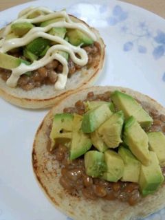 朝食に!納豆アボカドトースト-レシピのメイン写真