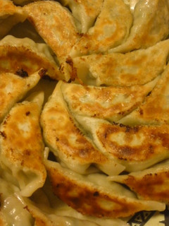 味噌が隠し味。沢山作れる本格焼き餃子-レシピのメイン写真