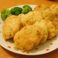 รูปของ ”鶏皮だけ”カサ増しチキンナゲット
