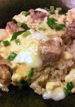 鶏ガラスープベースでやさしい塩親子丼-レシピのメイン写真