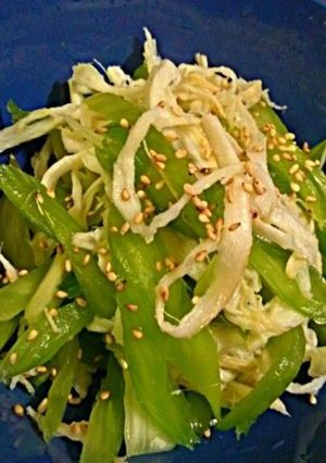 材料2つ!揉むだけ!セロリの美味しいやつ-レシピのメイン写真