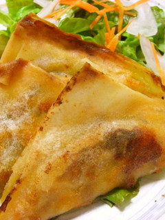 カリっととろ~り☆キムチーズ納豆春巻き♪-レシピのメイン写真