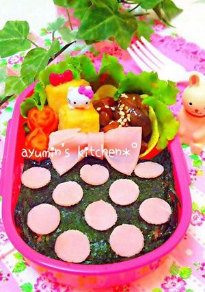 キャラ弁＊簡単＊リボンとドット柄なお弁当-レシピのメイン写真