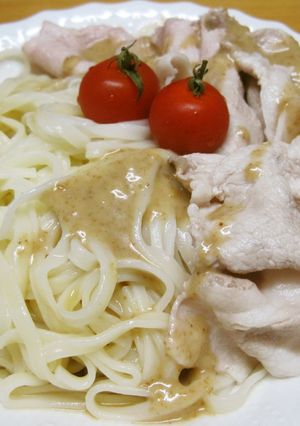ゴマドレで食べる冷しゃぶ添えうどん-レシピのメイン写真