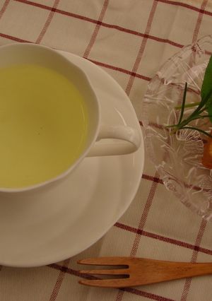 アップルミントとローズマリーのお茶-レシピのメイン写真