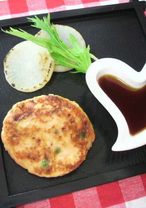鮭と豆腐のハンバーグ-レシピのメイン写真