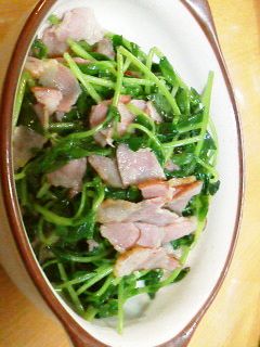 豆苗のベーコン炒め-レシピのメイン写真