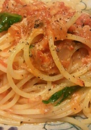 アジの干物でフレッシュトマトパスタ-レシピのメイン写真
