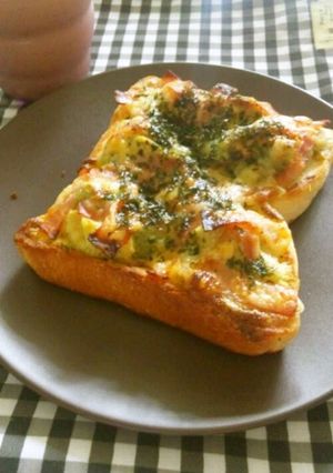 朝食に☆アボカドのマヨピザトースト-レシピのメイン写真