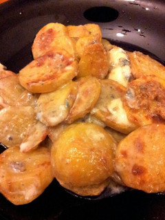 ワインと共に★焼きポテトとブルーチーズ-レシピのメイン写真