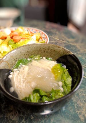 簡単ヘルシー★エノキと春雨の塩麹スープ-レシピのメイン写真