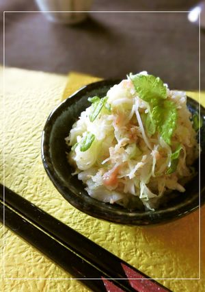せん切りキャベツにごま梅紫蘇すし酢-レシピのメイン写真