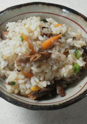 缶詰で簡単ダイエット炊き込みご飯！-レシピのメイン写真
