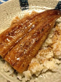 スーパーの鰻☆ホワホワに温めましょ♪-レシピのメイン写真