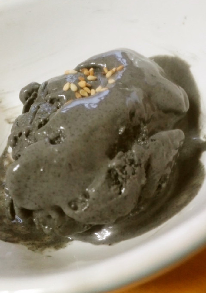 乳無し簡単☆豆乳黒胡麻アイスクリーム-レシピのメイン写真