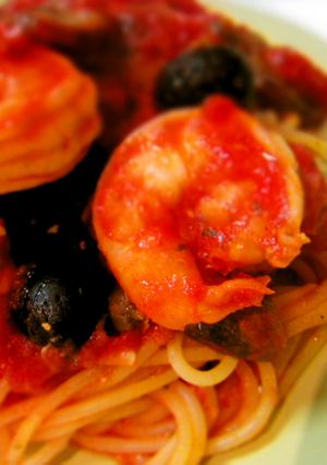 えびとオリーブのパスタ☆トマトソース-レシピのメイン写真