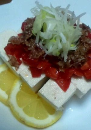レモンで食べる!塩麹と鰹節のトマト奴-レシピのメイン写真