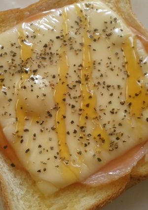 ハニーハムチーズトースト-レシピのメイン写真