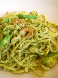 えびとアボガドのジェノベーゼ冷製パスタ -レシピのメイン写真