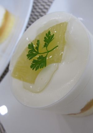 パイナップルの爽やかレアチーズケーキ-レシピのメイン写真