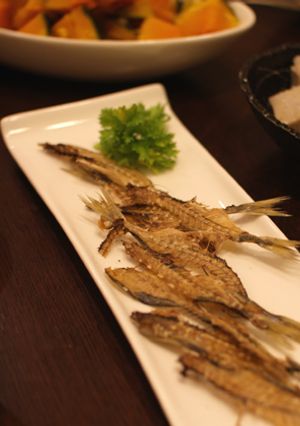 ＊美味しくお魚＊カリッカリ！の骨せんべい-レシピのメイン写真