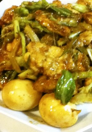 ゆで卵と鶏胸肉の炒め物-レシピのメイン写真