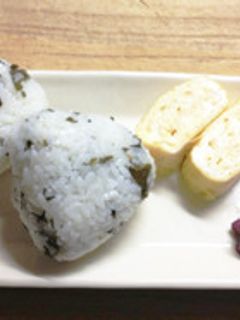 めかぶ茶のおにぎり-レシピのメイン写真