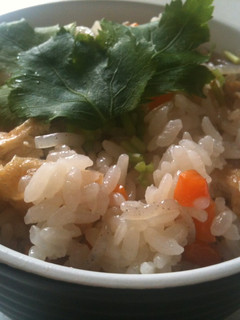 ヘルシー簡単♬油あげが主役の炊き込みご飯-レシピのメイン写真
