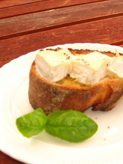 カマンベールチーズのブルスケッタ-レシピのメイン写真