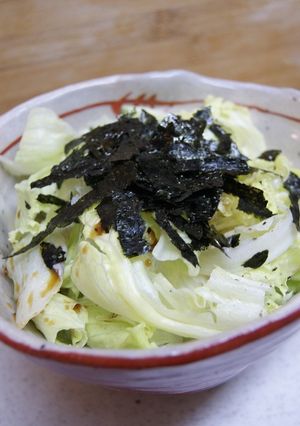 沢山食べれるレタス♪醤油ごま油和え-レシピのメイン写真