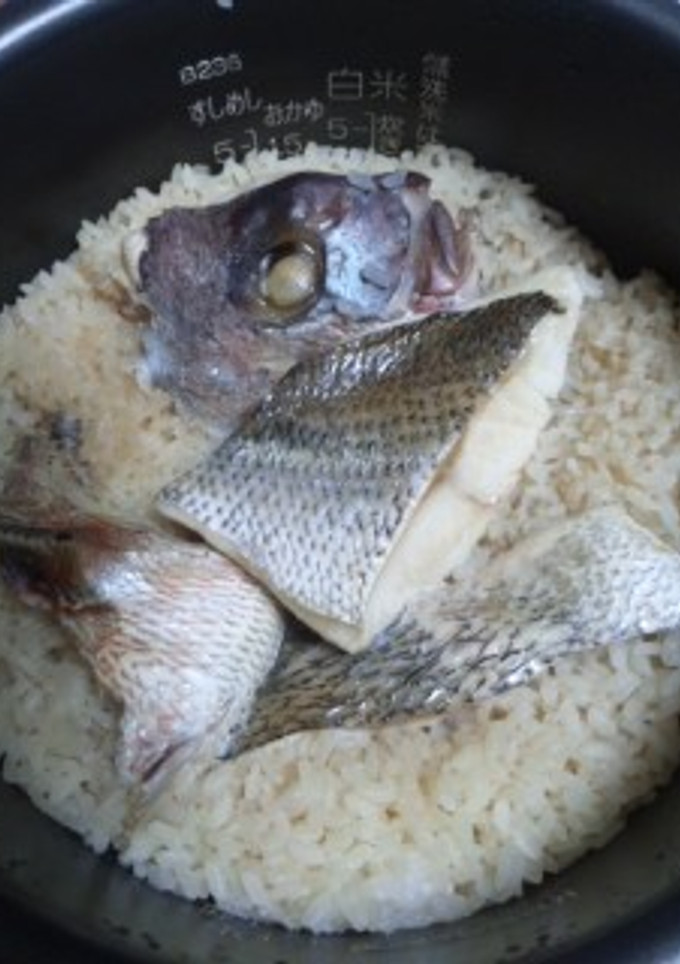 簡単！炊飯器で作る鯛めし-レシピのメイン写真
